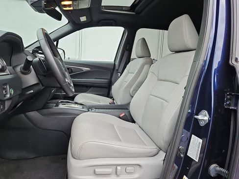 Used 2023 Honda Passport EX-L image 12