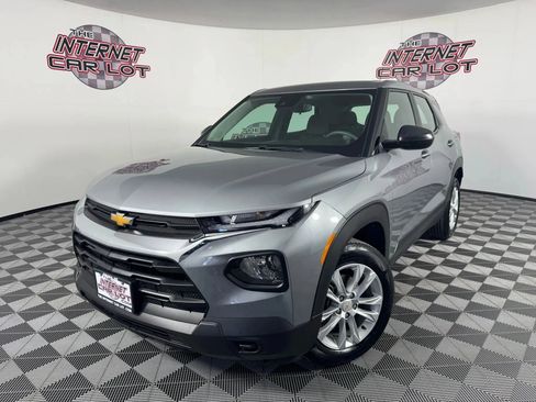Used 2023 Chevrolet TrailBlazer LS AWD/4WD image 1