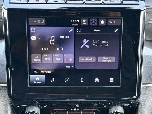 Used 2023 Jeep Grand Cherokee L Altitude image 11