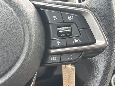 Used 2020 Subaru Crosstrek 2.0i AWD/4WD image 27