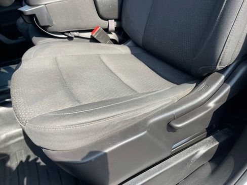 Used 2024 GMC Sierra 2500 Pro w/ Fleet Convenience Package image 17