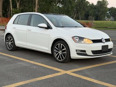 Used 2015 Volkswagen Golf SE