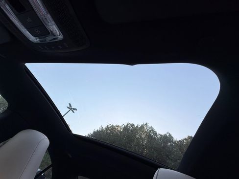 Used 2020 Mercedes-Benz CLA 250 4MATIC image 30