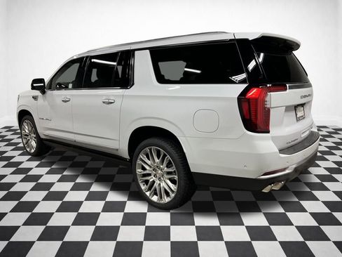 New 2026 GMC Yukon XL Denali image 8