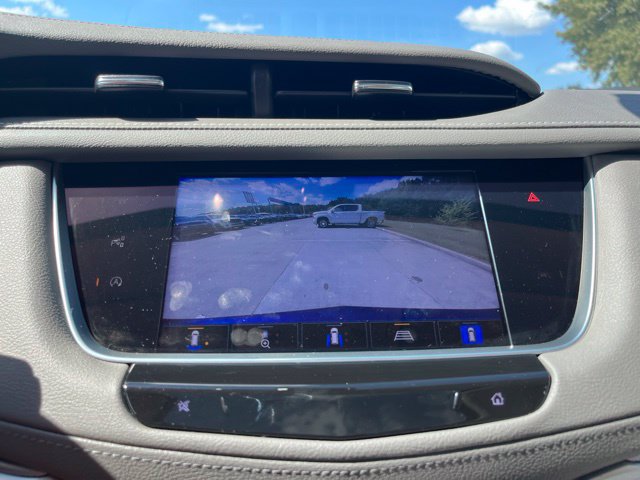 Used 2023 Cadillac XT5 Premium Luxury w/ Technology Package FWD image 28
