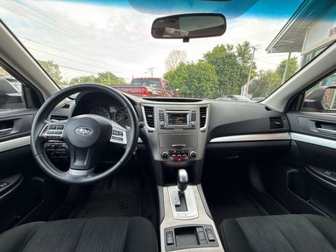 Used 2014 Subaru Outback 2.5i Premium AWD/4WD image 15