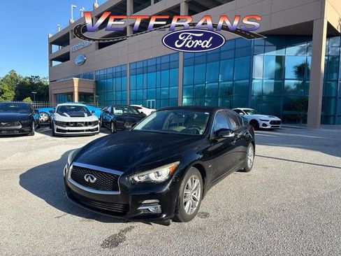 Used 2017 INFINITI Q50 Premium w/ 2.0T Premium Plus Package RWD image 1