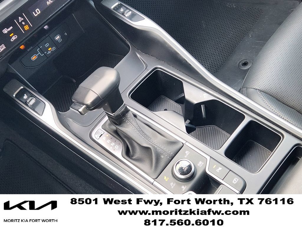 Certified 2025 Kia Sorento S AWD/4WD image 15