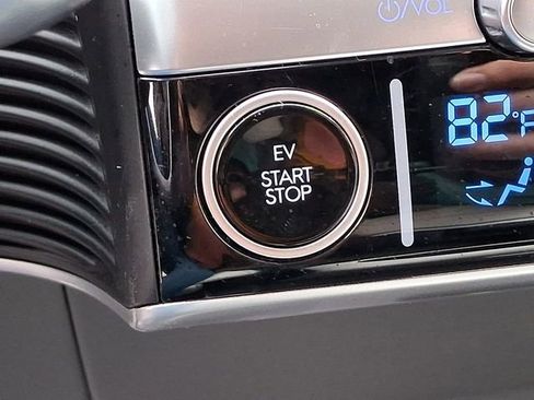 Used 2024 Hyundai Ioniq 5 Limited image 27