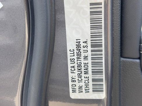 Used 2024 Jeep Grand Cherokee L Limited w/ Luxury Tech Group II image 29