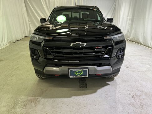 Certified 2024 Chevrolet Colorado Z71 w/ Z71 Convenience Package 2 image 3
