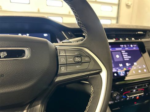 Used 2024 Jeep Grand Cherokee Altitude image 20