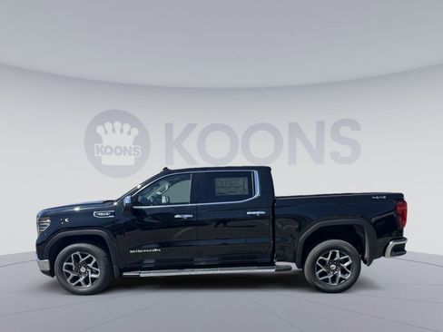 New 2026 GMC Sierra 1500 SLT w/ SLT Premium Package AWD/4WD image 2