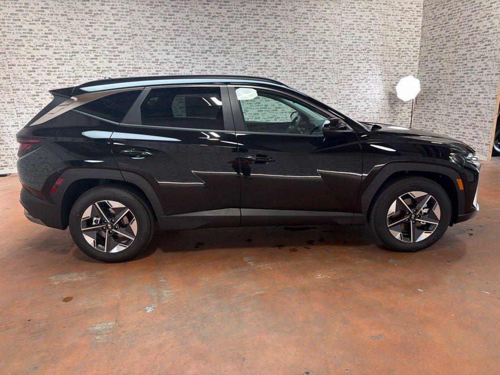 New 2026 Hyundai Tucson SEL FWD image 8