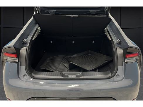 Used 2024 Toyota Prius Limited AWD/4WD image 26