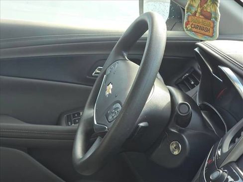 Used 2017 Chevrolet Impala LS FWD image 25