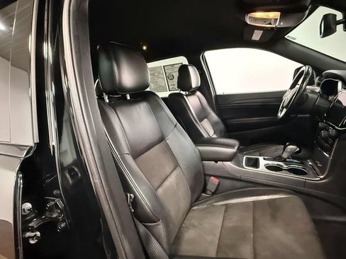 Used 2020 Jeep Grand Cherokee Altitude AWD/4WD image 62