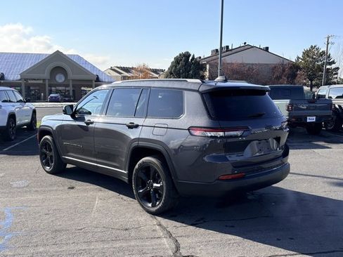 Used 2023 Jeep Grand Cherokee L Altitude image 5