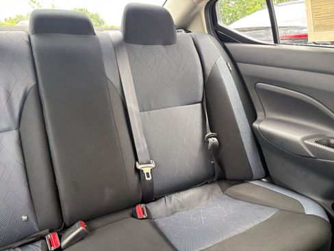 Used 2025 Nissan Versa SV FWD image 35