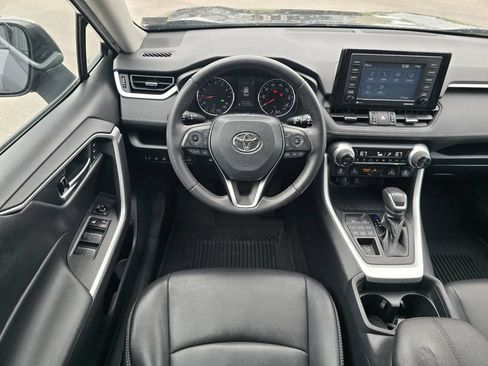 Used 2021 Toyota RAV4 XLE Premium AWD/4WD image 13