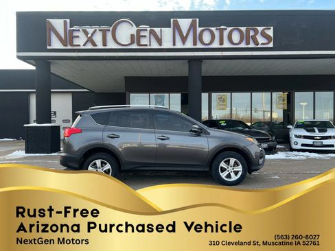Used 2014 Toyota RAV4 XLE w/ Preferred Accessory Package image 1