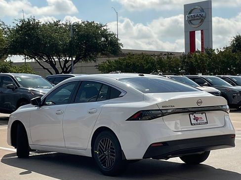 New 2026 Nissan Sentra SV w/ Floor Mat Package FWD image 6