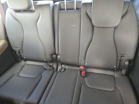 New 2026 Kia Carnival FWD image 17