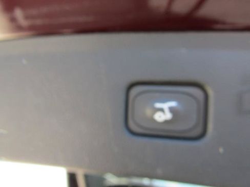 Used 2024 Ford Edge Titanium w/ Equipment Group 301A AWD/4WD image 17