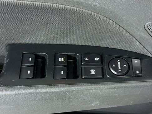 Used 2018 Hyundai Elantra SEL image 23