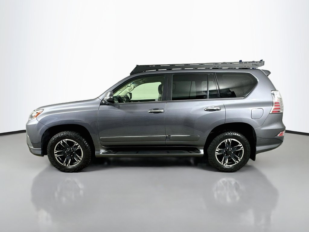 Used 2017 Lexus GX 460 w/ Navigation Package AWD/4WD image 4