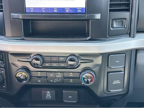 New 2025 Ford F250 XLT image 19