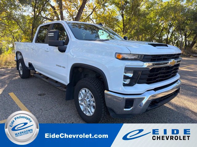 Used 2026 Chevrolet Silverado 3500 LT AWD/4WD image 1