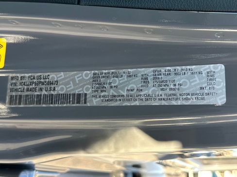 Used 2023 Jeep Wrangler Unlimited Sahara image 23