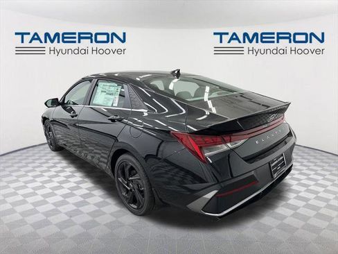 New 2026 Hyundai Elantra SEL Sport image 3