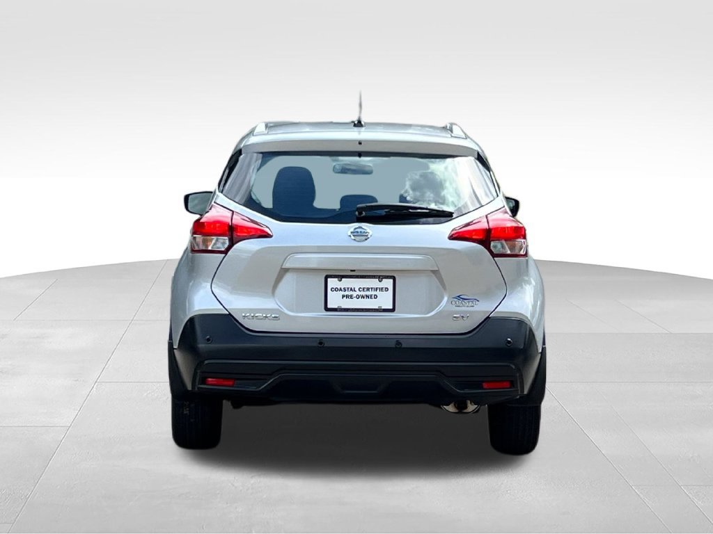 Used 2020 Nissan Kicks SV FWD image 10