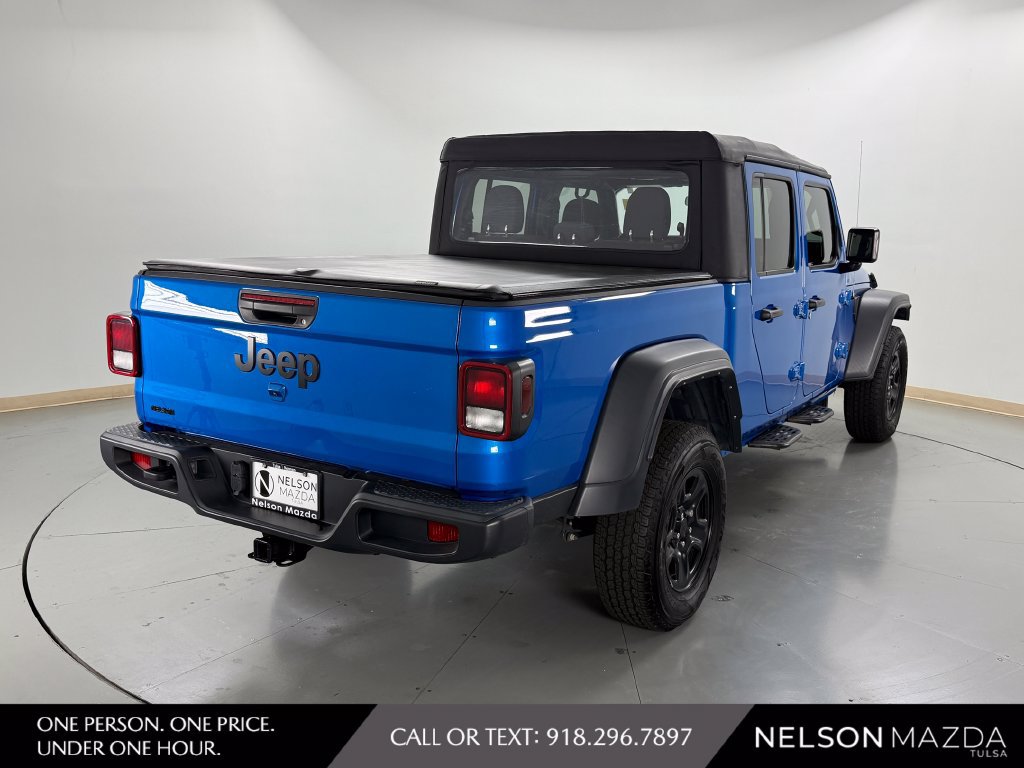 Used 2023 Jeep Gladiator Sport AWD/4WD image 6