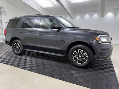 Used 2024 Ford Expedition XLT