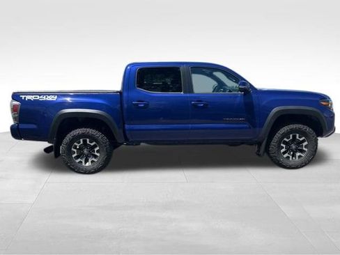 Used 2022 Toyota Tacoma TRD Off-Road w/ Technology Package AWD/4WD image 6