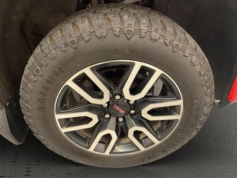 Used 2022 GMC Sierra 1500 AT4 w/ AT4 Premium Package AWD/4WD image 37