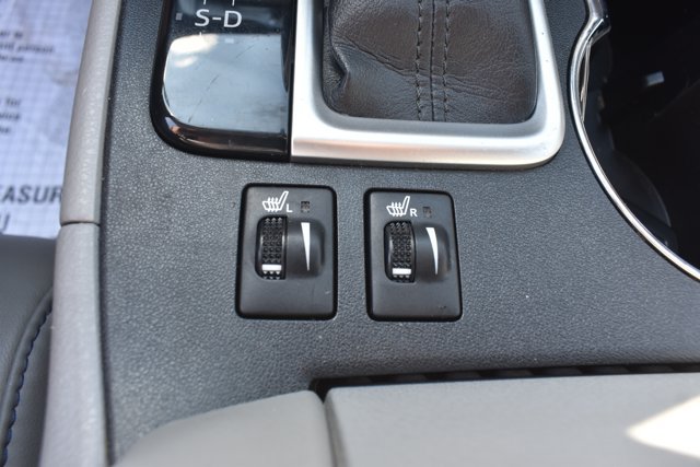 Used 2018 Toyota Highlander XLE FWD image 31