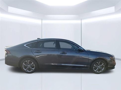 Used 2024 Honda Accord EX image 4