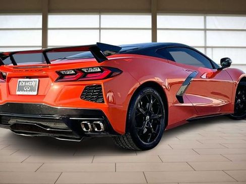 Used 2020 Chevrolet Corvette Stingray Preferred Cpe w/ 2LT Preferred Equipment Group image 2