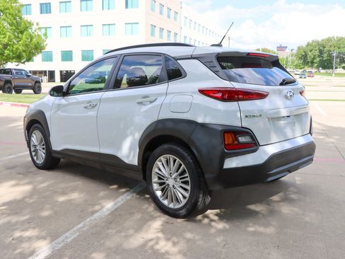 Used 2020 Hyundai Kona SEL image 3