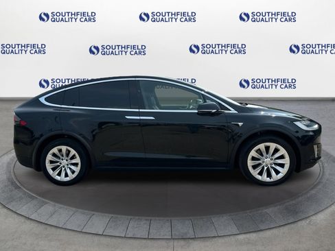Used 2020 Tesla Model X Long Range image 8