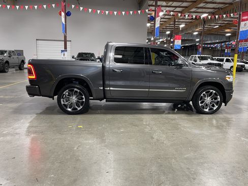 Used 2019 RAM 1500 Limited AWD/4WD image 6
