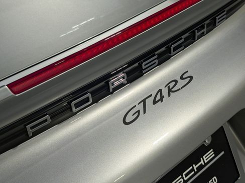 Used 2024 Porsche 718 Cayman GT4 RS image 16