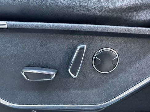 Certified 2023 Ford F150 Lariat w/ Equipment Group 502A High image 31