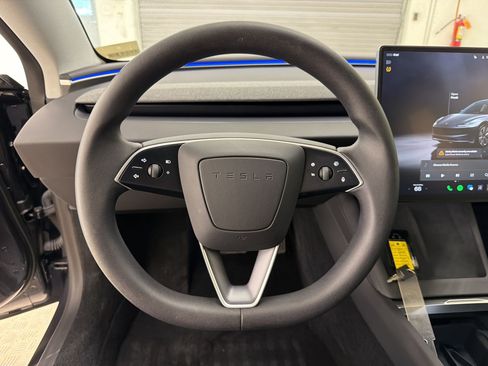 Used 2025 Tesla Model 3 Long Range RWD image 11