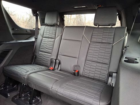 Certified 2024 Cadillac Escalade Sport Platinum w/ LPO, ONYX Package image 10