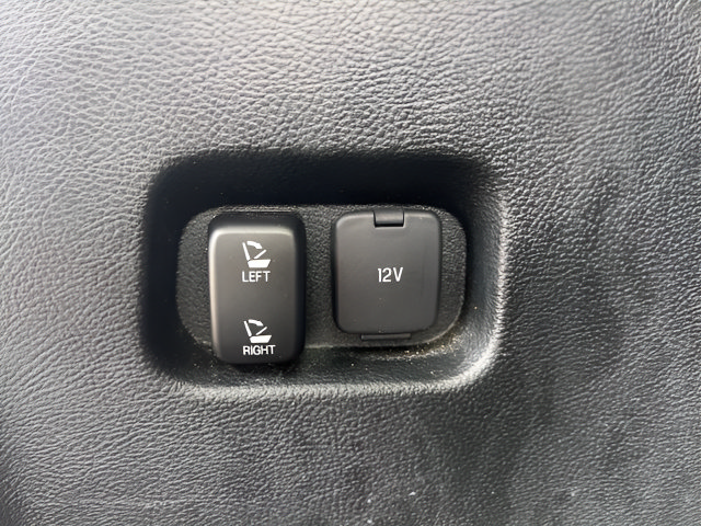 Used 2022 Ford Edge SEL w/ Convenience Package AWD/4WD image 9